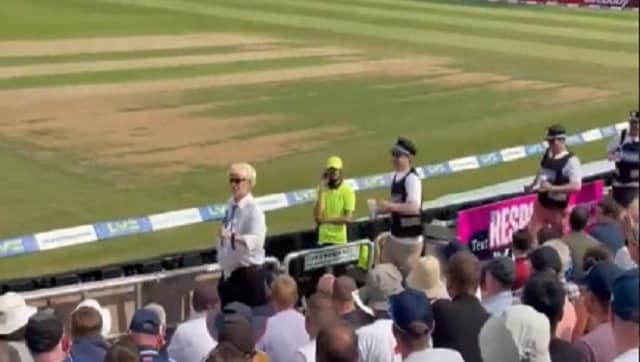 Watch: Man dressed as Boris Johnson entertains crowd during England vs New Zealand cricket match