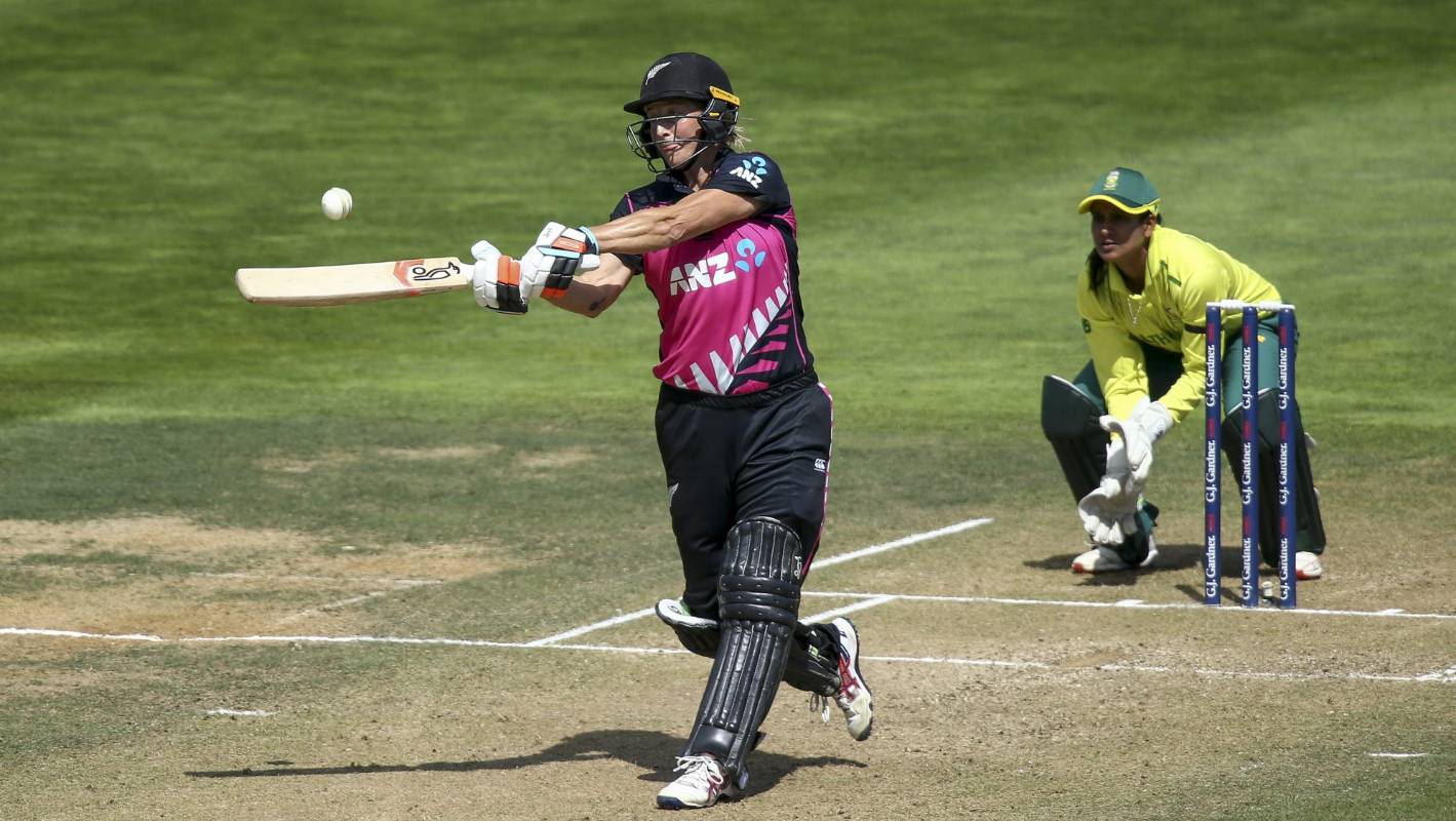 White Ferns v South Africa: Sophie Devine's solo show not enough in tense defeat