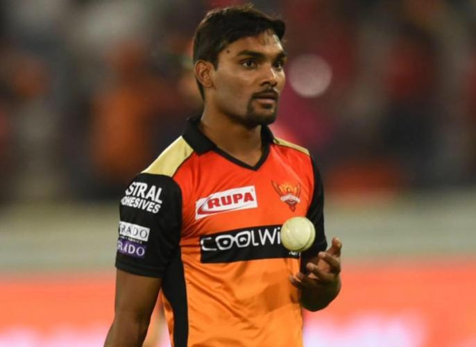 <p>IPL 2023: The Rajasthan Royals have signed Sandeep Sharma as a substitute for the injured Prasidh Krishna.</p>
