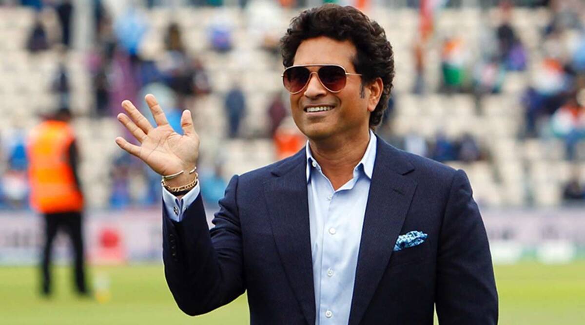 <p>"Both teams bowl in the first and second halves," Sachin Tendulkar's novel proposal for keeping the One-Day International format interesting.</p>

